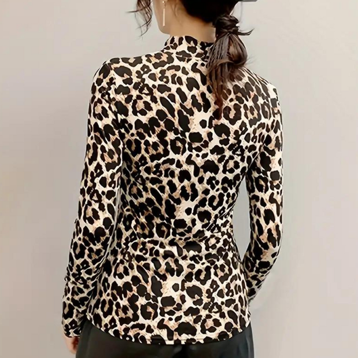 Dorotea - Stilfuld top til kvinder med leopardprint