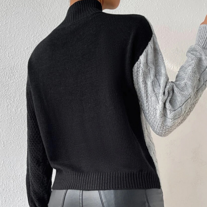 Dorottya - To-farvet sweater med mock neck til kvinder